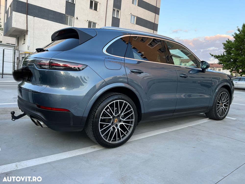 Porsche Cayenne S - 7