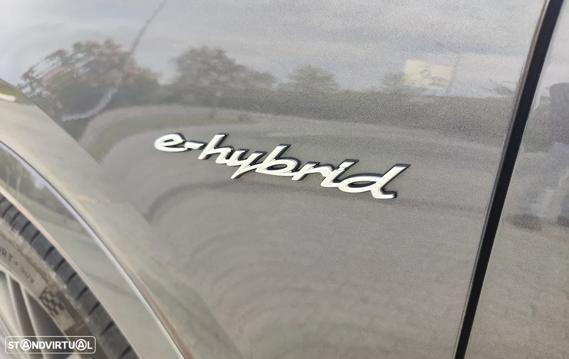 Porsche Cayenne Coupé E-Hybrid - 7