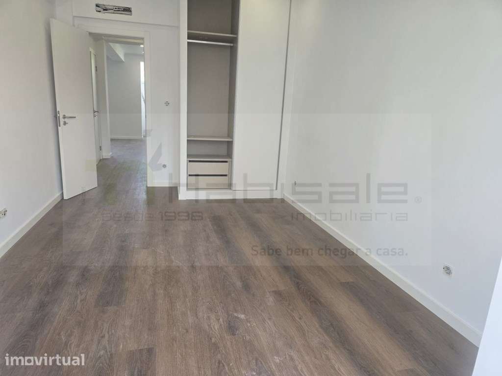 T2 Renovado na Amadora: Modernidade com espaço extra e máximo confo... - Grande imagem: 3/22