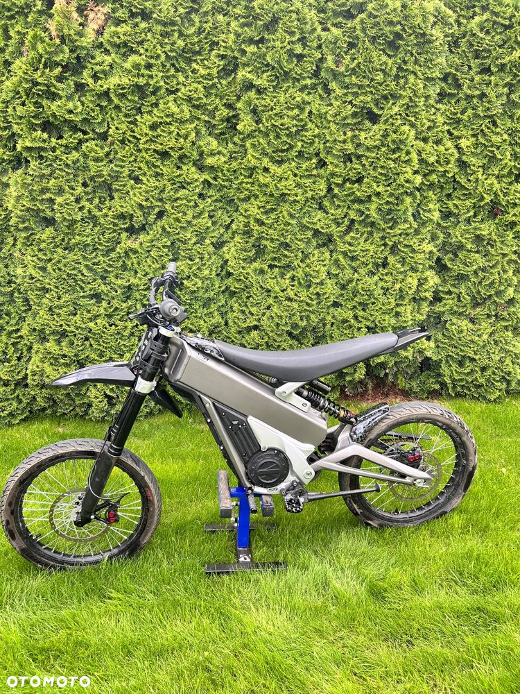 Talaria XXX - 4