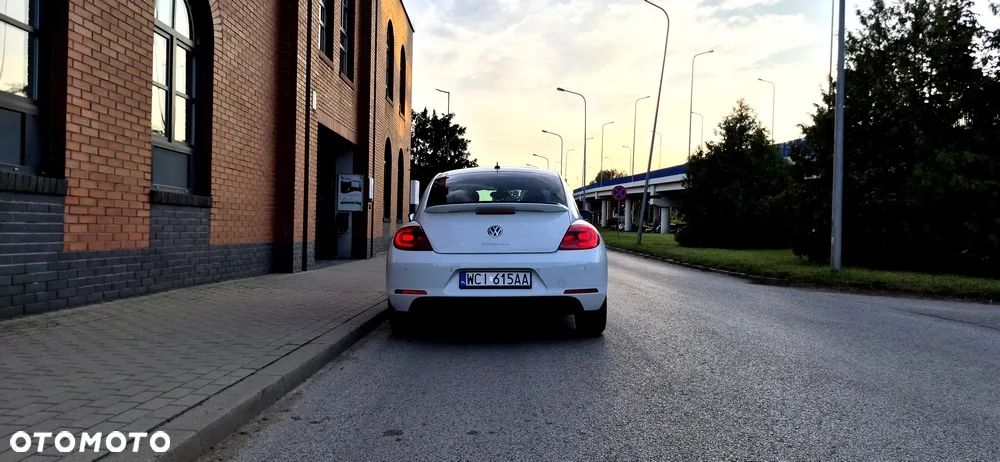 Volkswagen Beetle 2.0 TDI DPF Exclusive Sport - 10