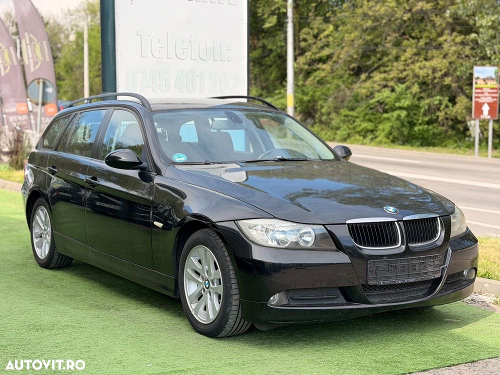BMW Seria 3 320i - 1