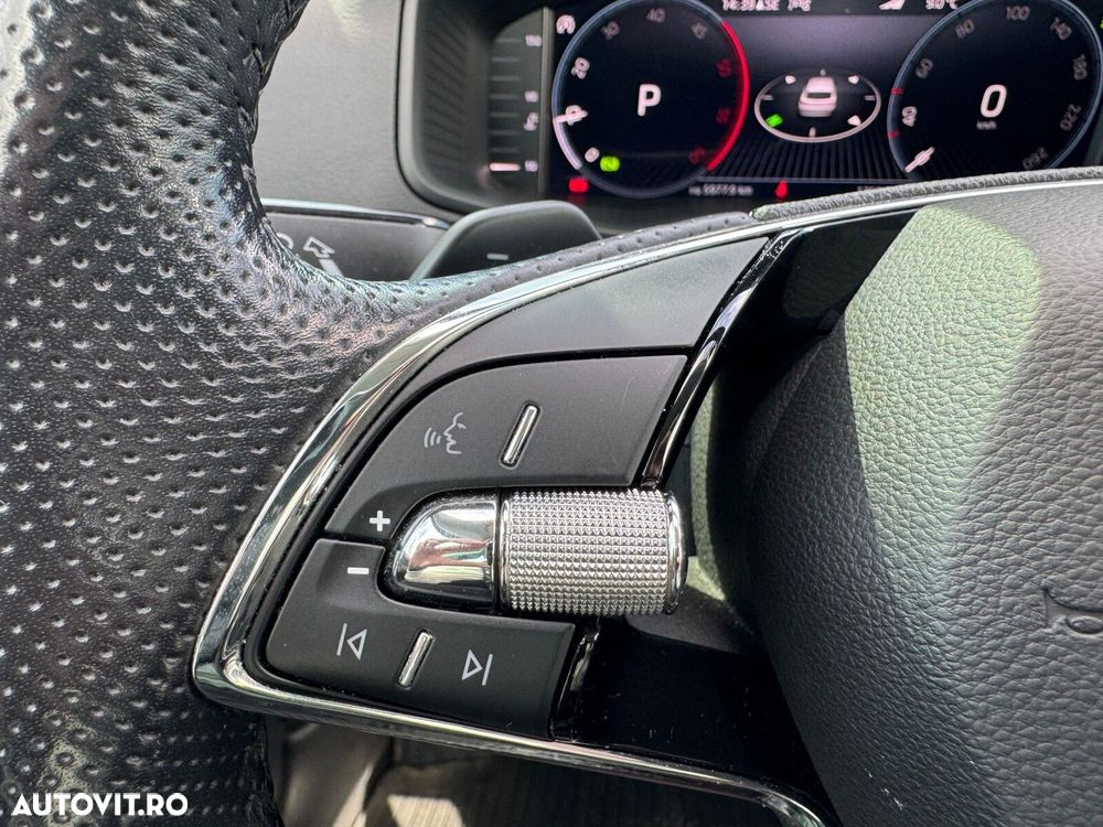 Skoda Karoq 2.0 TDI SCR 4x4 DSG Style - 18