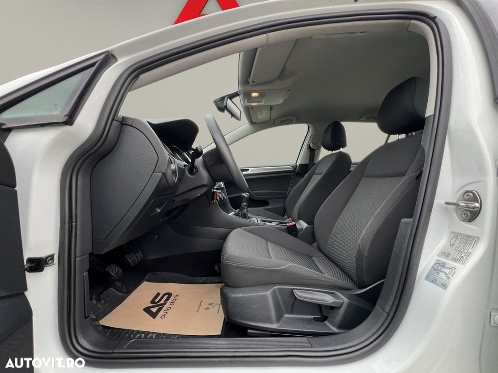 VOLKSWAGEN Golf 2020 — imagine 14