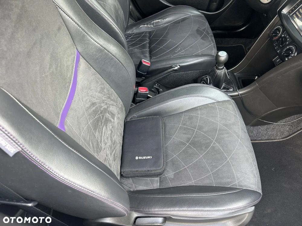Suzuki Swift 1.2 Premium - 25