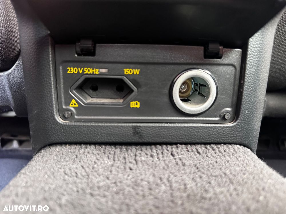 Volkswagen Passat 2.0 TDI Comfortline - 36