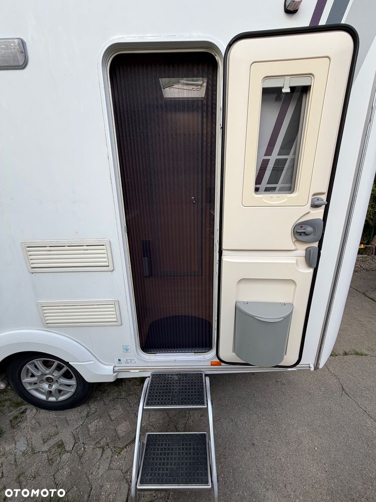 SWIFT Charisma 220 - 30