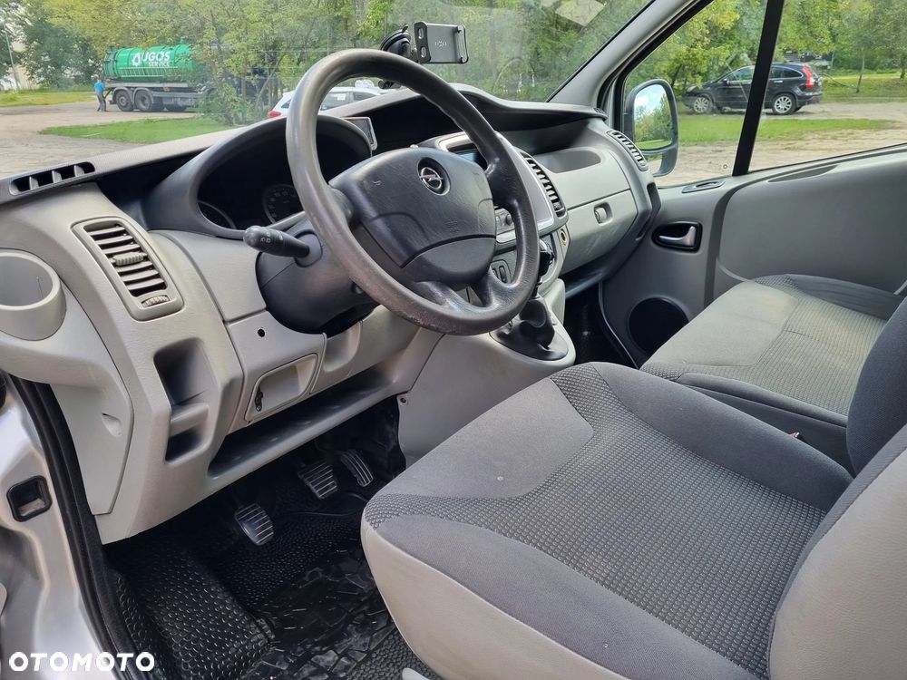 Opel Vivaro - 7