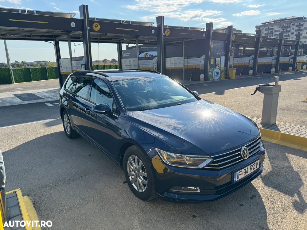 Volkswagen Passat 2.0 TDI SCR DSG Trendline - 8