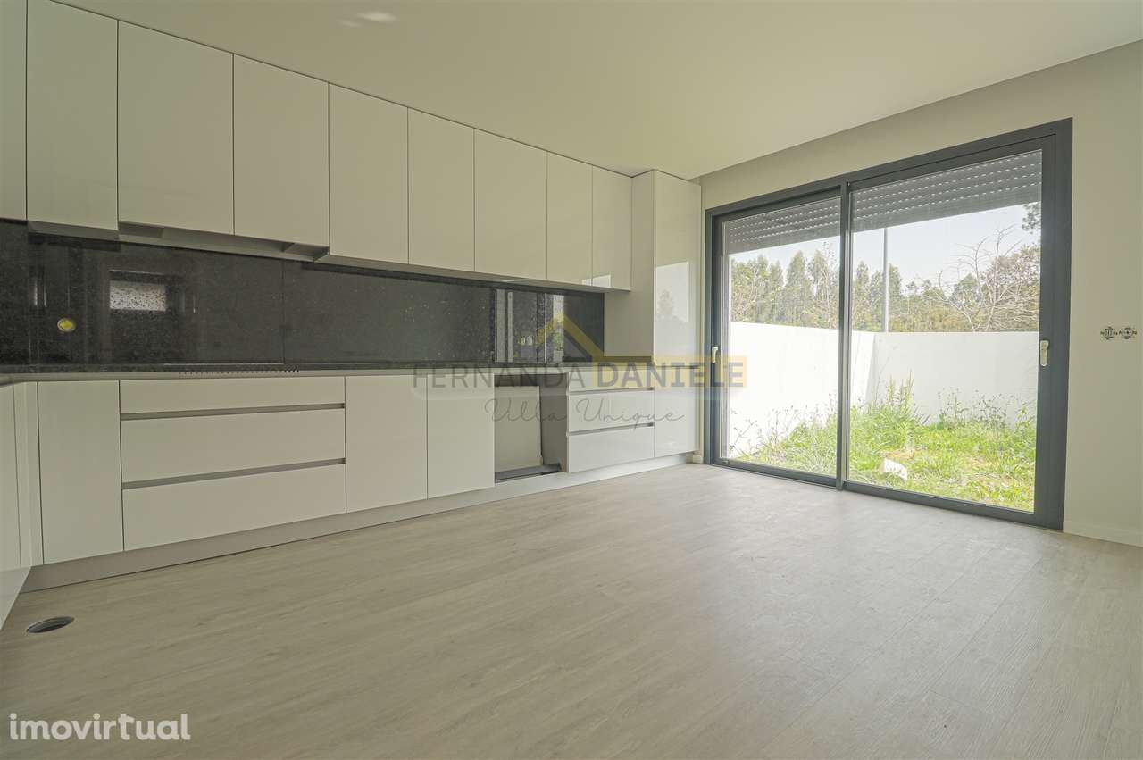Moradia T4, nova e moderna, em Espinho. - Grande imagem: 3/43