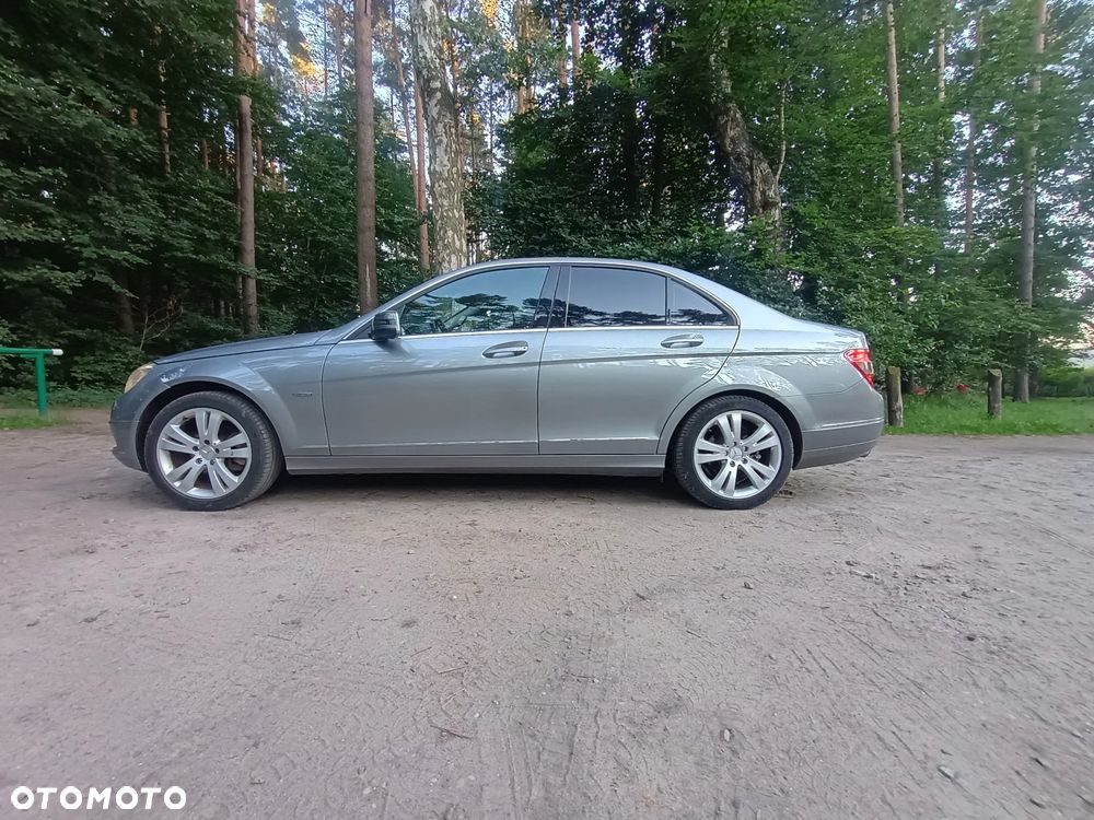 Mercedes-Benz Klasa C 180 Kompressor Avantgarde - 27