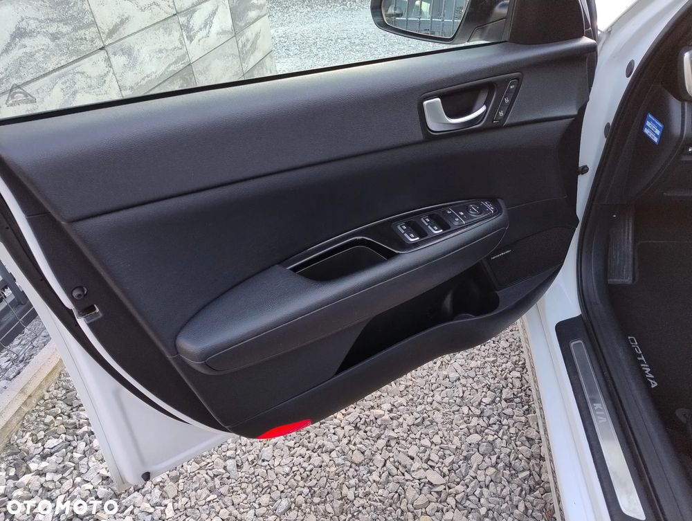 Kia Optima 1.7 CRDI DCT Business Supreme - 24