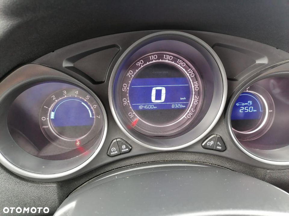 Citroën C4 e-HDi 115 Tendance - 7