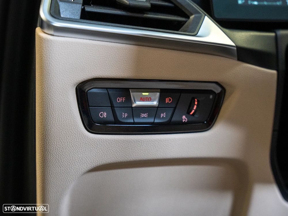 BMW 320 d Auto - 18
