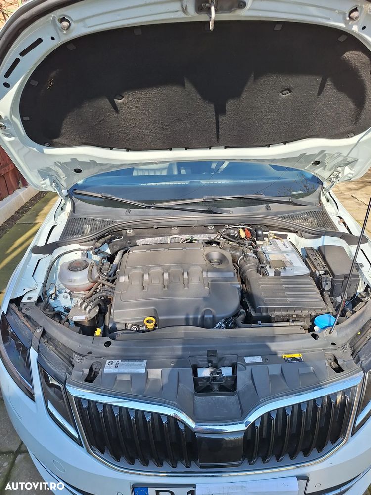 Skoda Octavia 2.0 TDI DSG Tour - 7