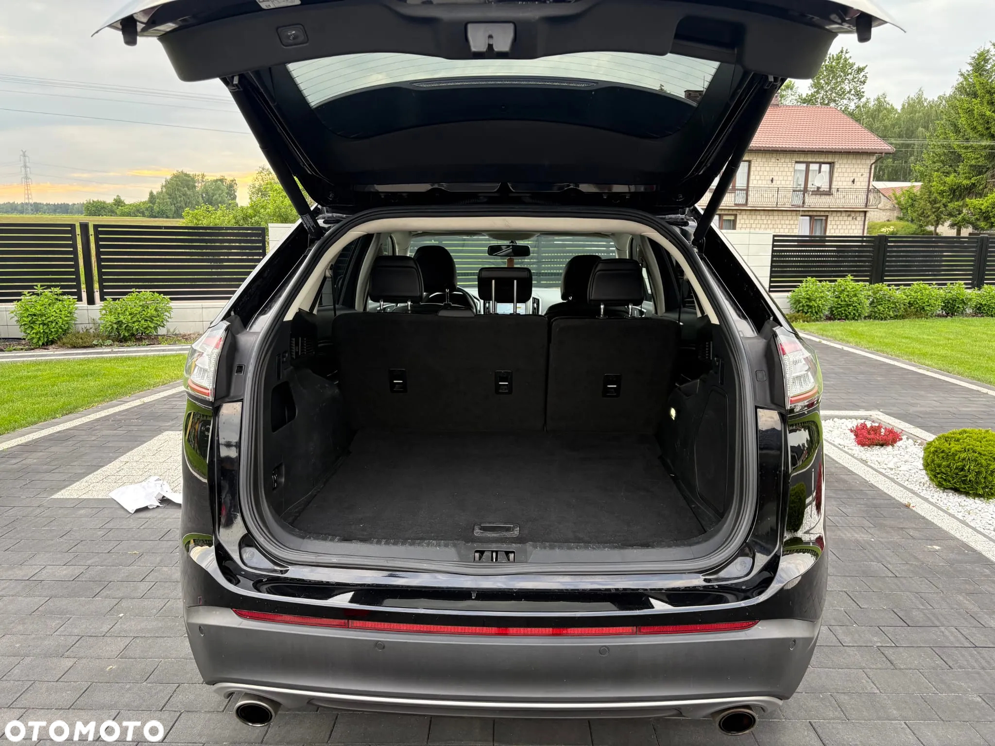 Ford Edge - 13