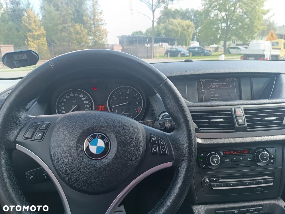 BMW X1 sDrive20i xLine - 12
