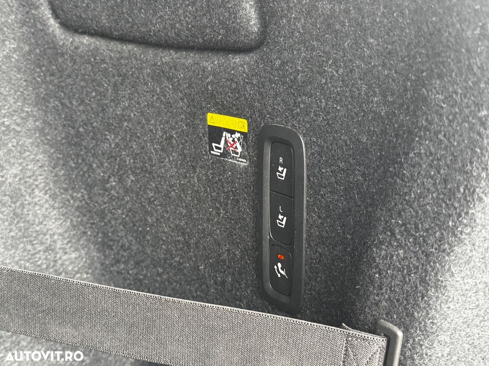 Volvo XC 40 D4 AWD Geartronic Inscription - 29