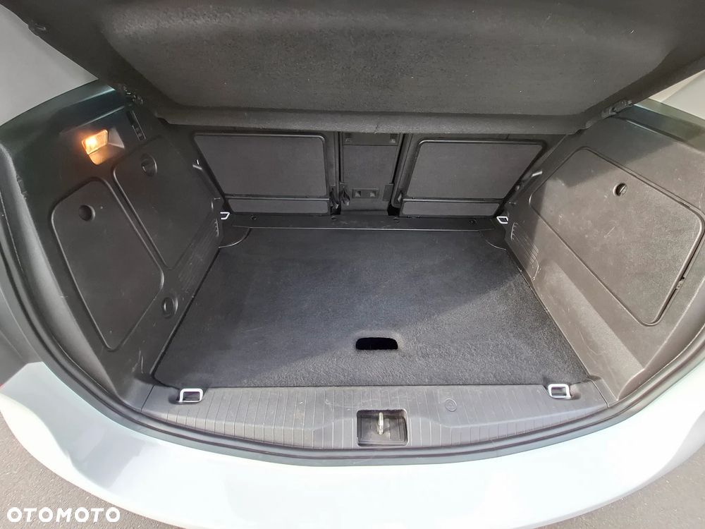 Opel Meriva - 16