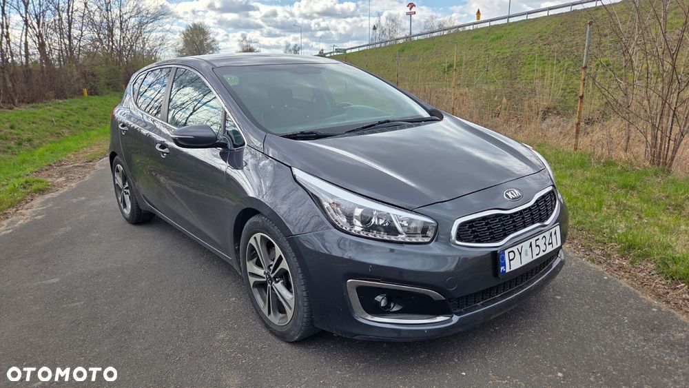 Kia Ceed 1.6 CRDi 136 DCT ISG Platinum Edition - 1