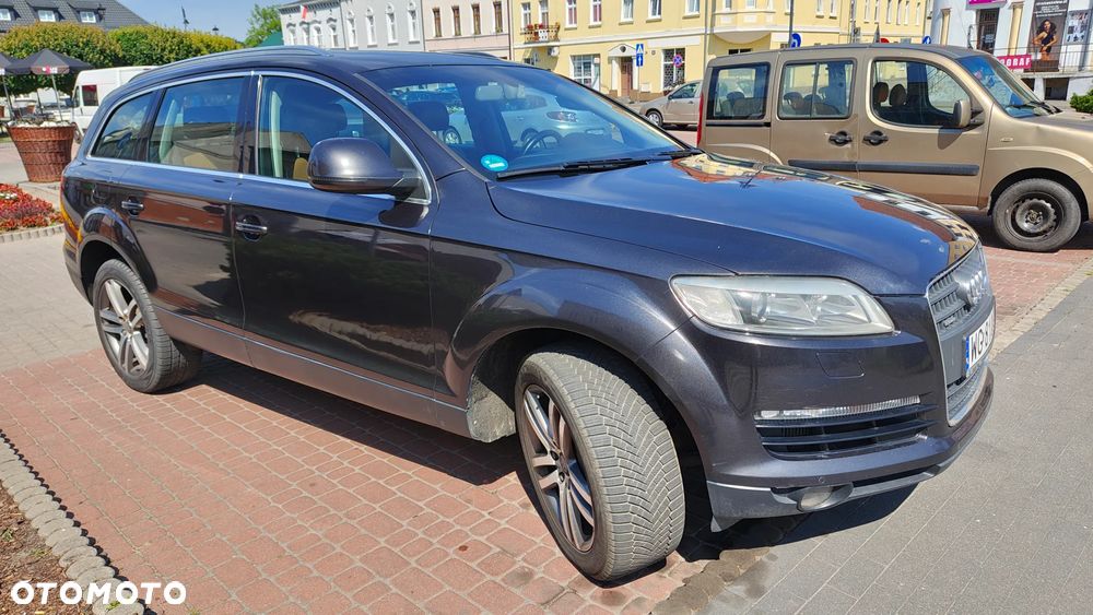 Audi Q7 - 3
