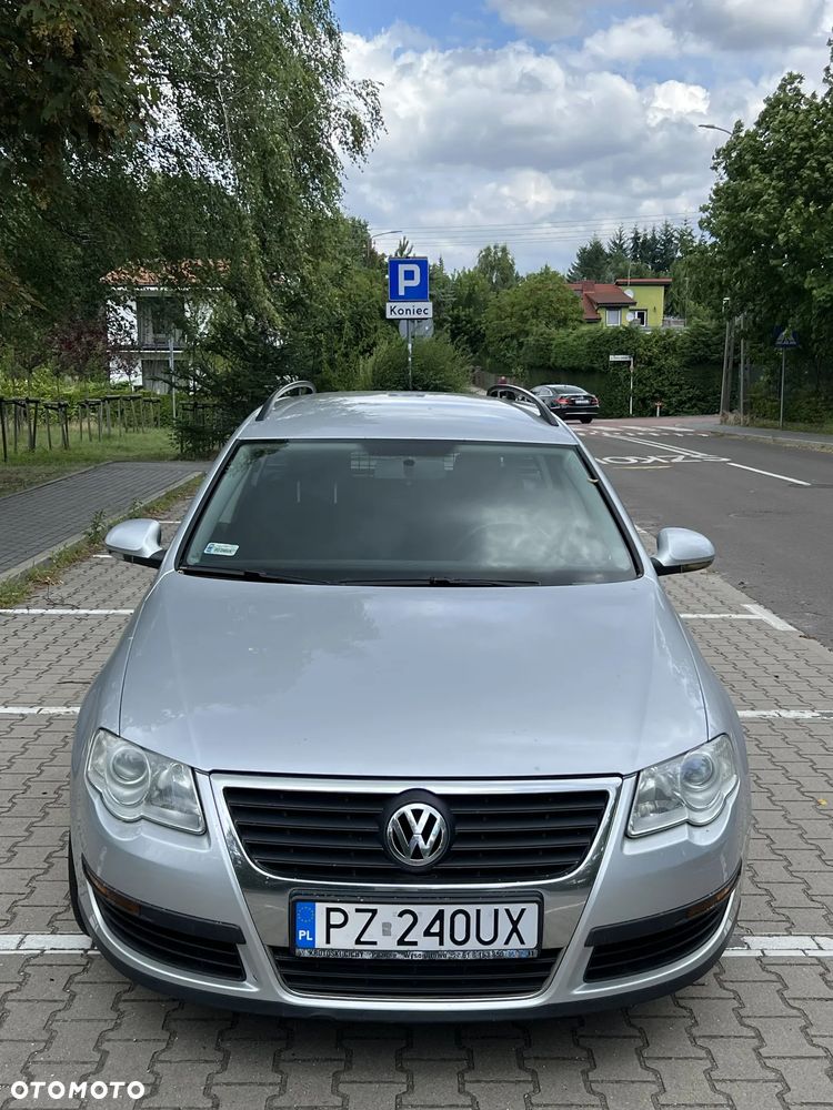 Volkswagen Passat 2.0 TDI DPF Trendline - 2