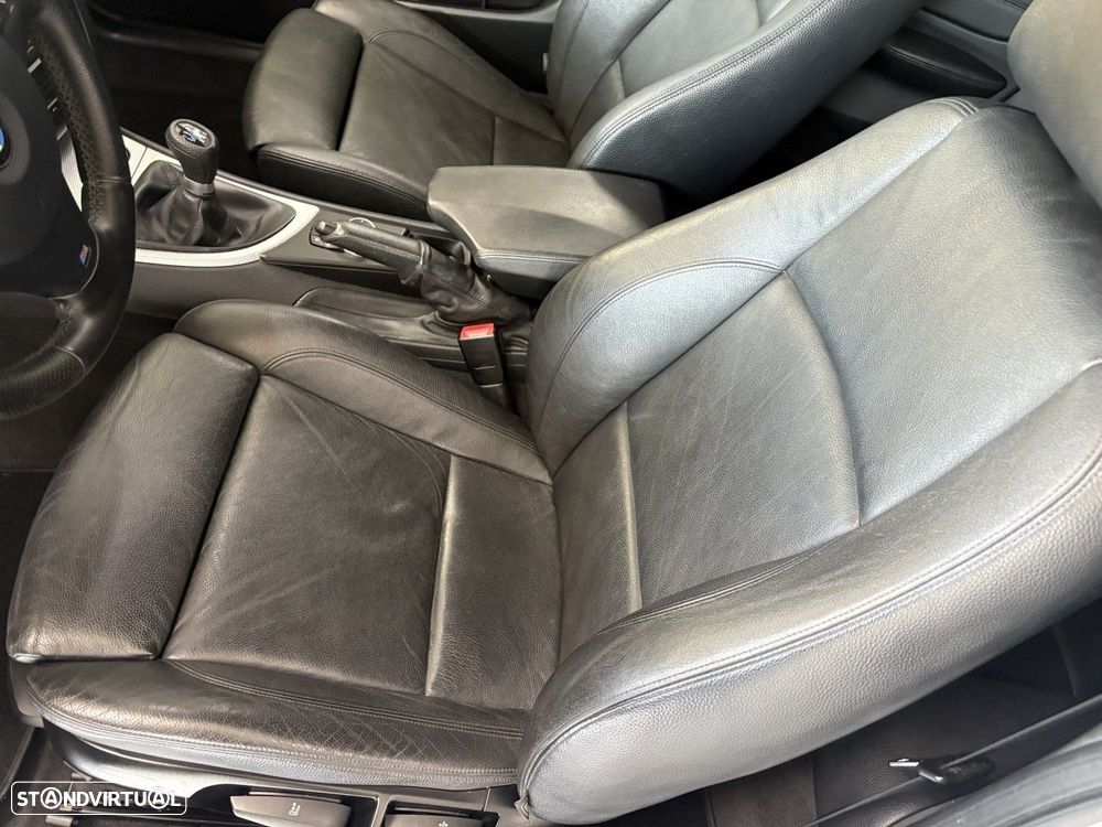BMW 120 d Limited Edition Lifestyle c/ M Sport Pack - 9