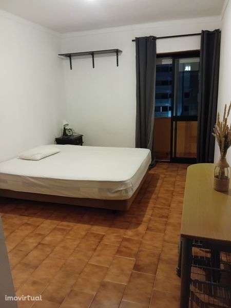 Aluga-se apartamento t1 na Rocha , Portimão. Anual - Grande imagem: 4/7