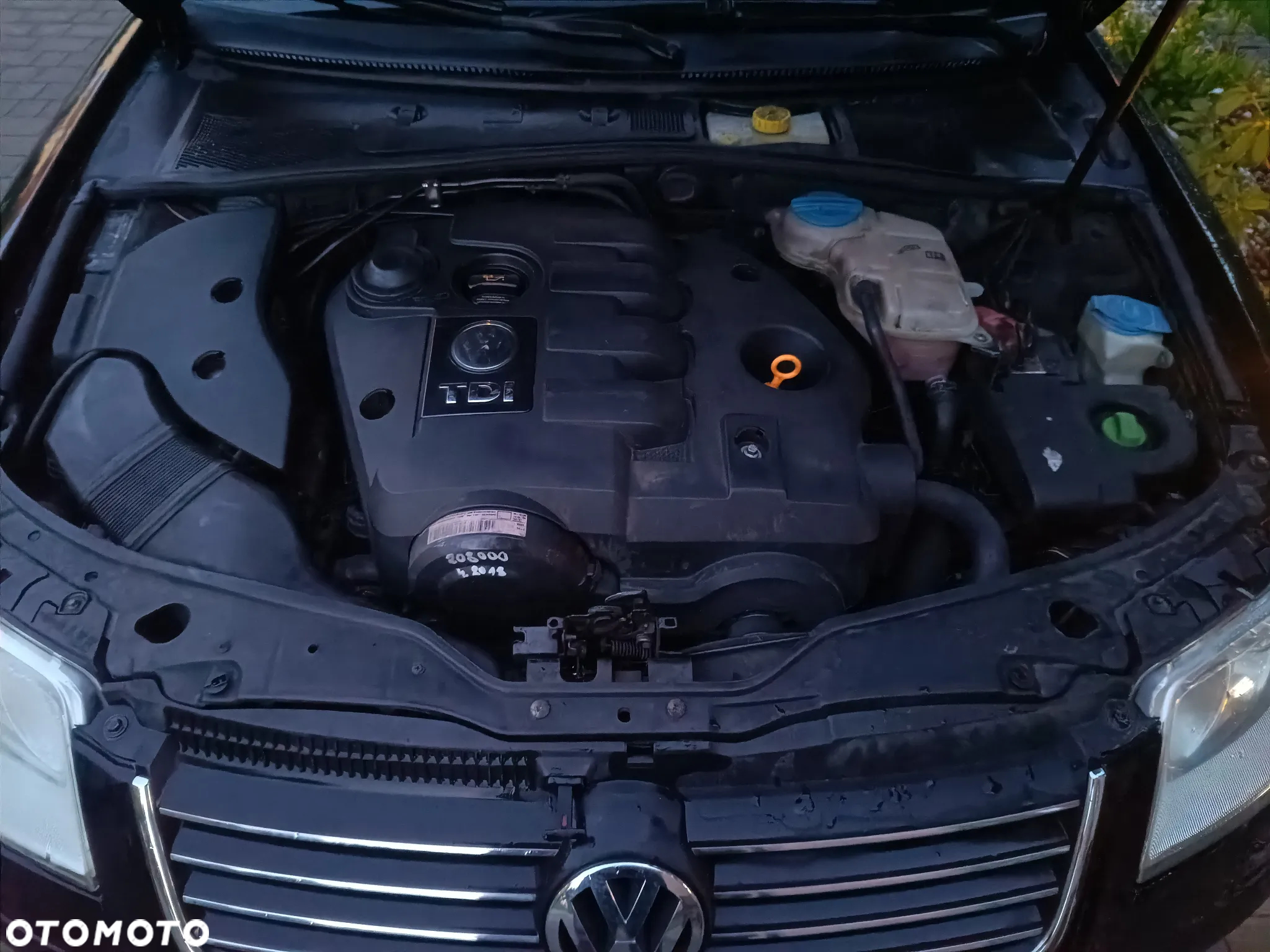 Volkswagen Passat - 8