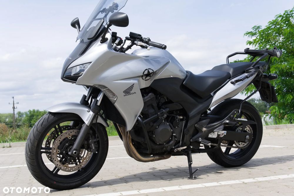 Honda CBF - 27