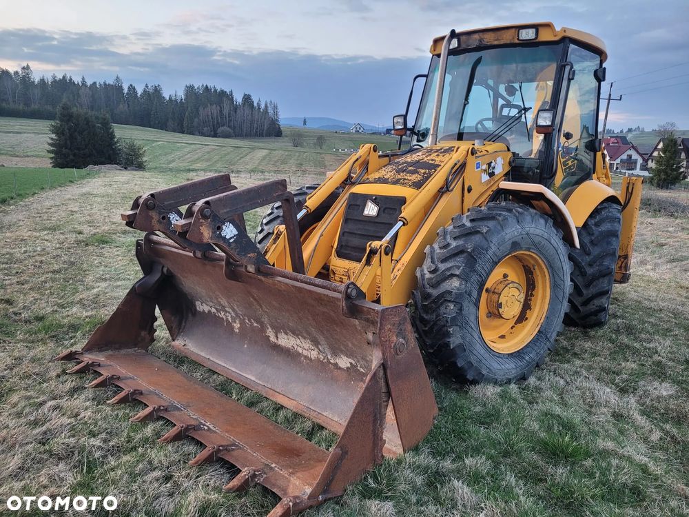 JCB 4CX - 3
