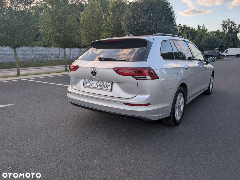Volkswagen Golf 2.0 TDI SCR DSG Life - 8