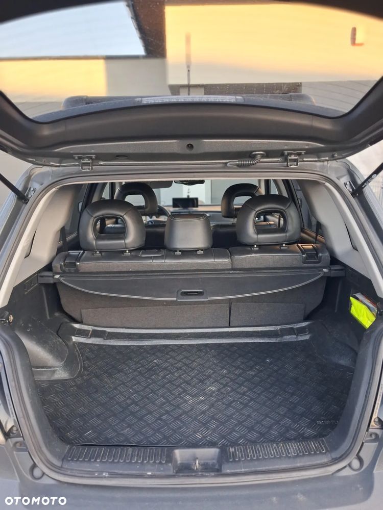 Mitsubishi Outlander - 34