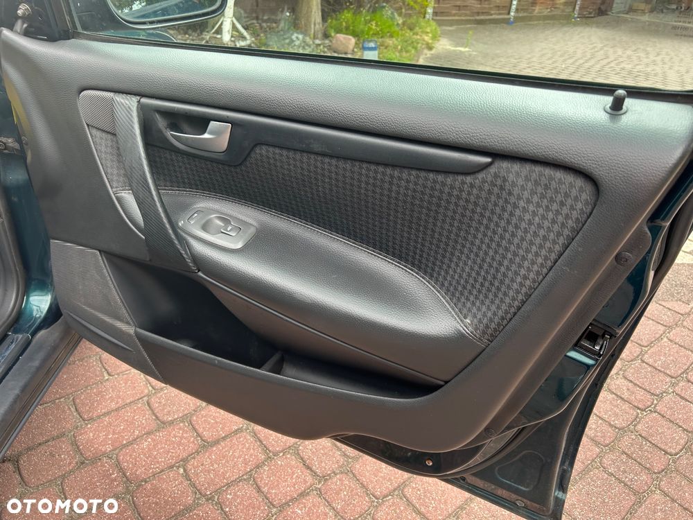 Volvo V70 - 29
