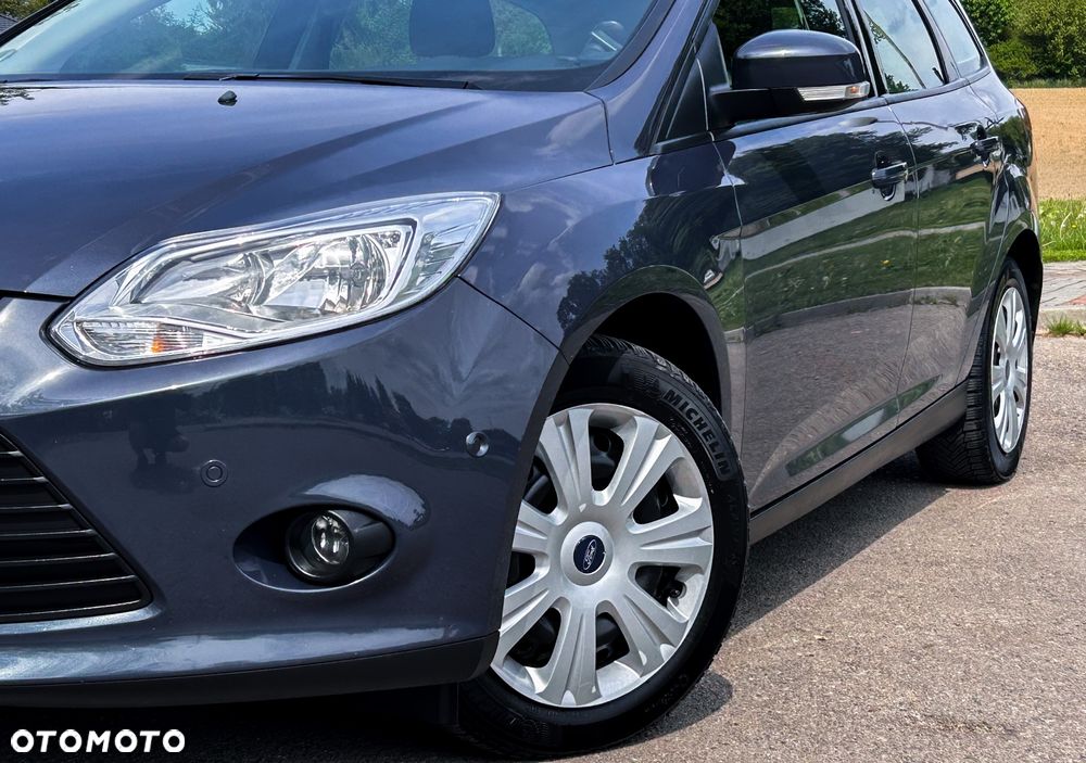 Ford Focus 1.0 EcoBoost Trend - 10