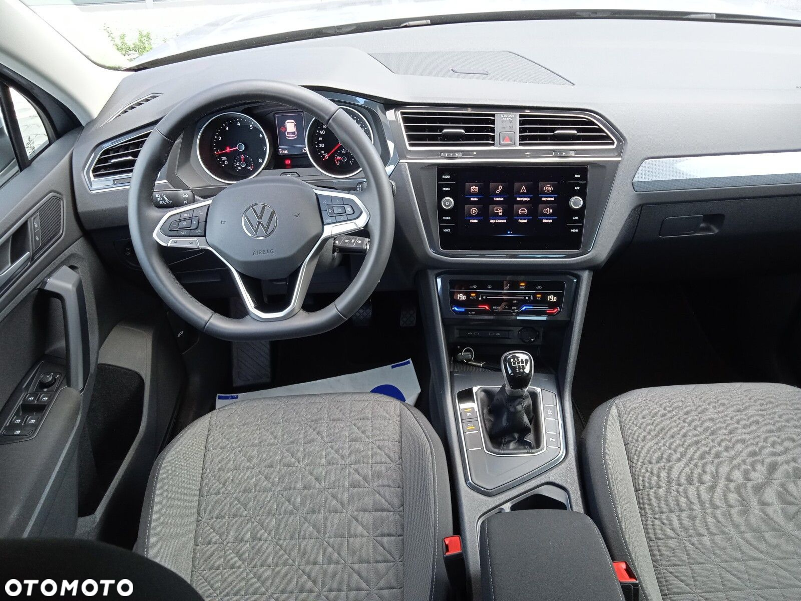 Volkswagen Tiguan 1.5 TSI EVO Life - 9