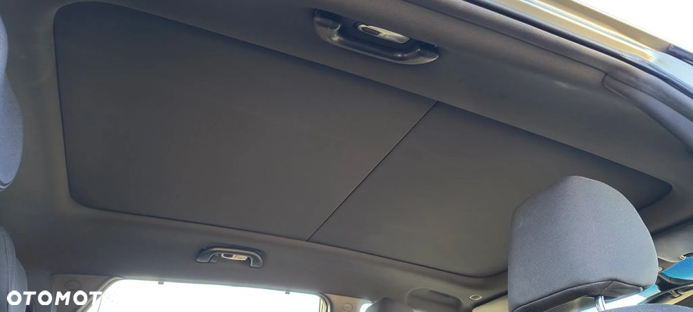 Kia Carens 1.7 CRDi Spirit - 22