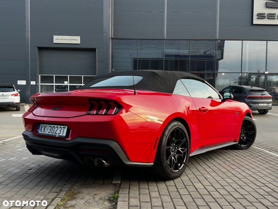 Ford Mustang - 5