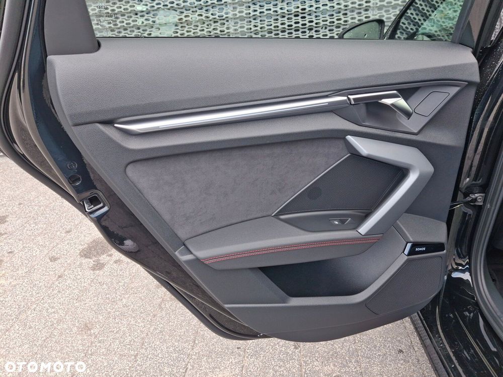 Audi S3 Limousine - 13