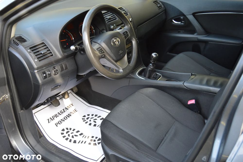 Toyota Avensis 2.0 D-4D Sol - 29