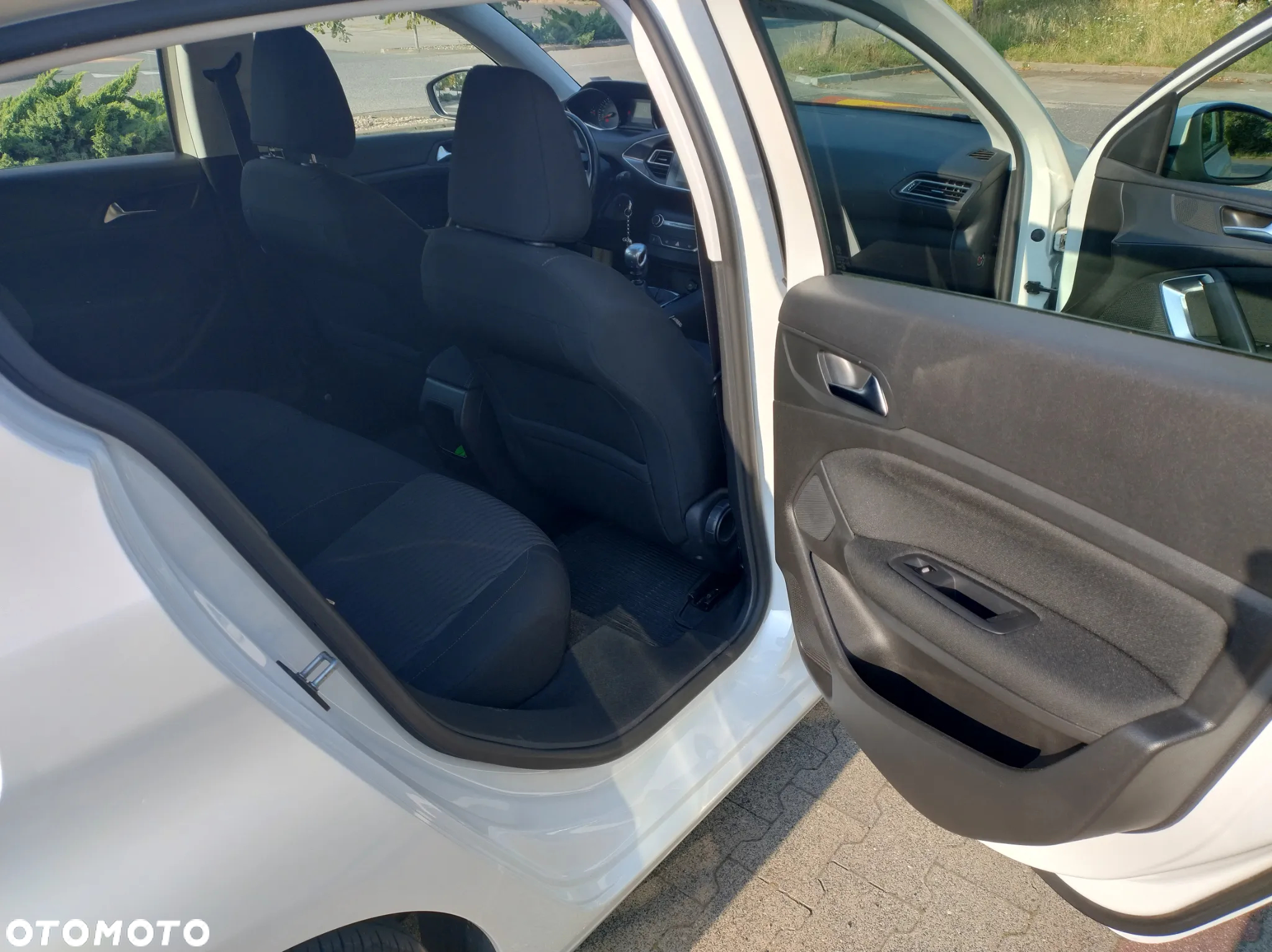 Peugeot 308 1.6 THP Active - 7