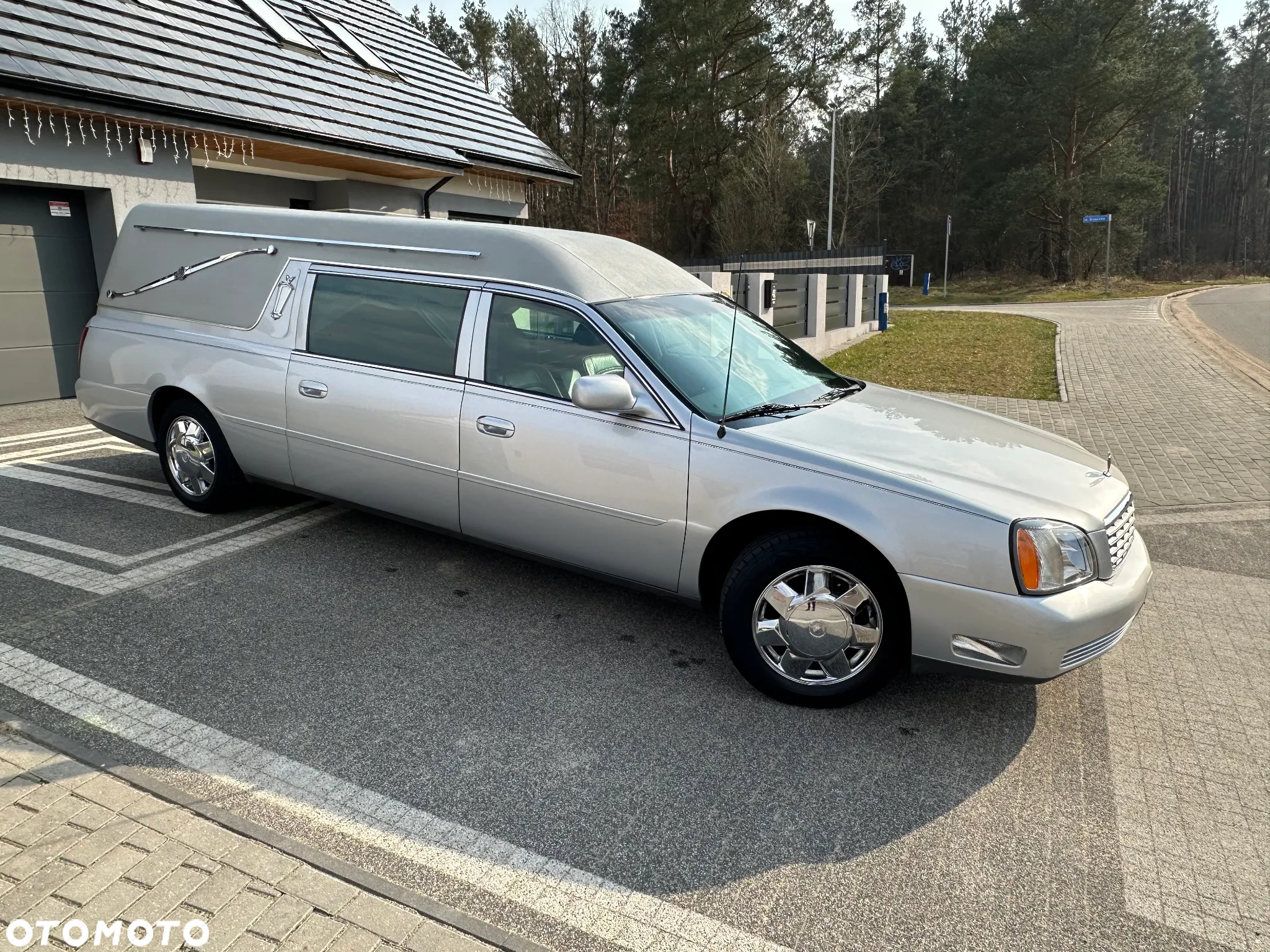 Cadillac Deville - 3