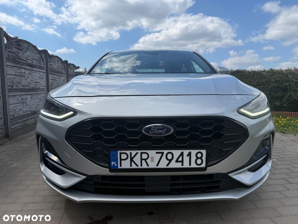 Ford Focus 1.0 EcoBoost Hybrid ST-LINE X - 5