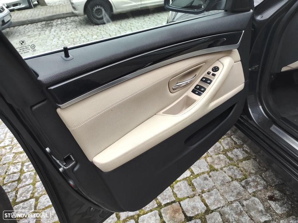 BMW 520 d Aut. Luxury Line - 14