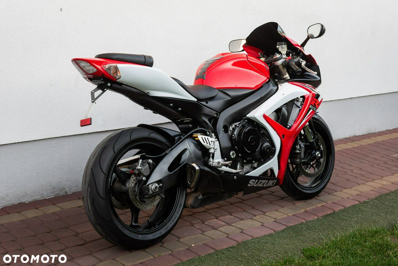 Suzuki GSX-R - 4