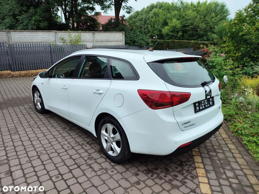 Kia Ceed - 6