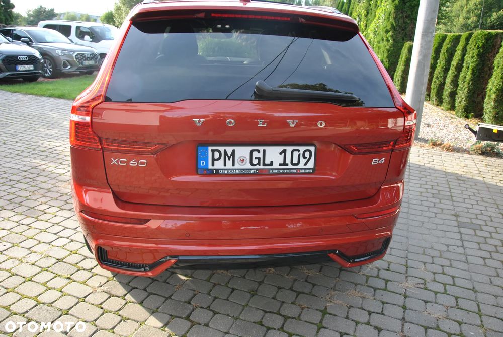 Volvo XC 60 B4 D R-Design - 9