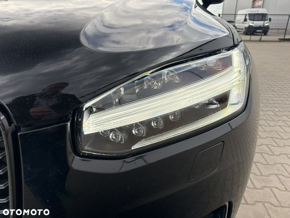 Volvo XC 90 B5 D AWD R-Design 7os - 9