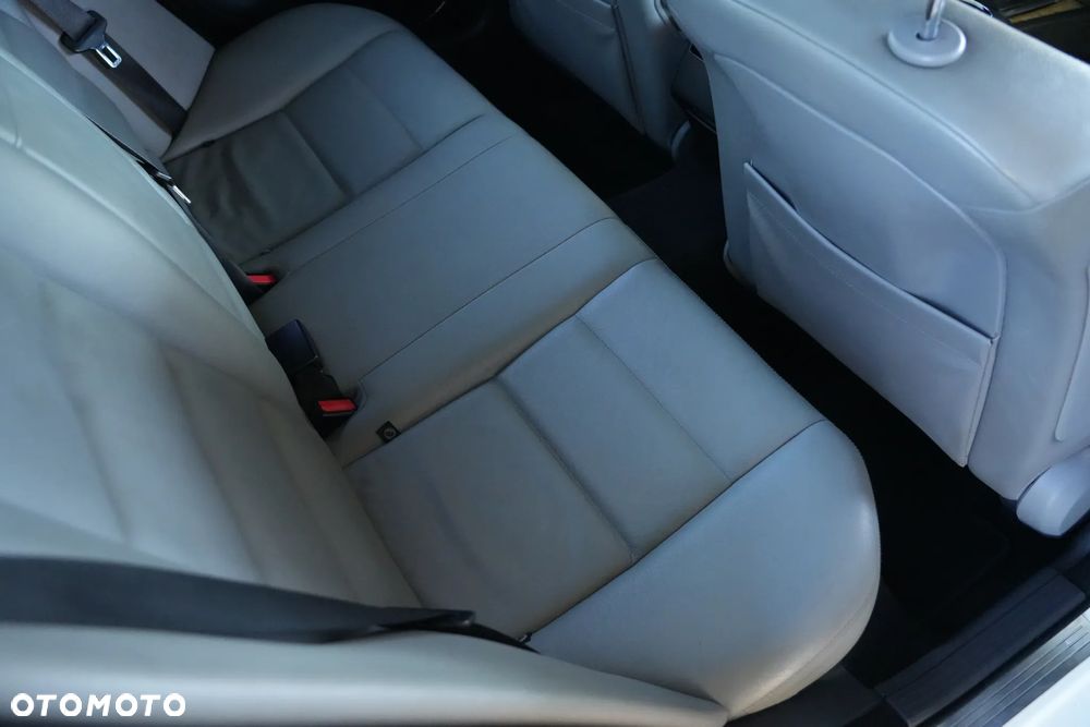 Mercedes-Benz Klasa C 350 7G-TRONIC SPORT EDITION - 19