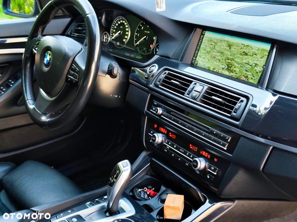 BMW Seria 5 520d xDrive - 19